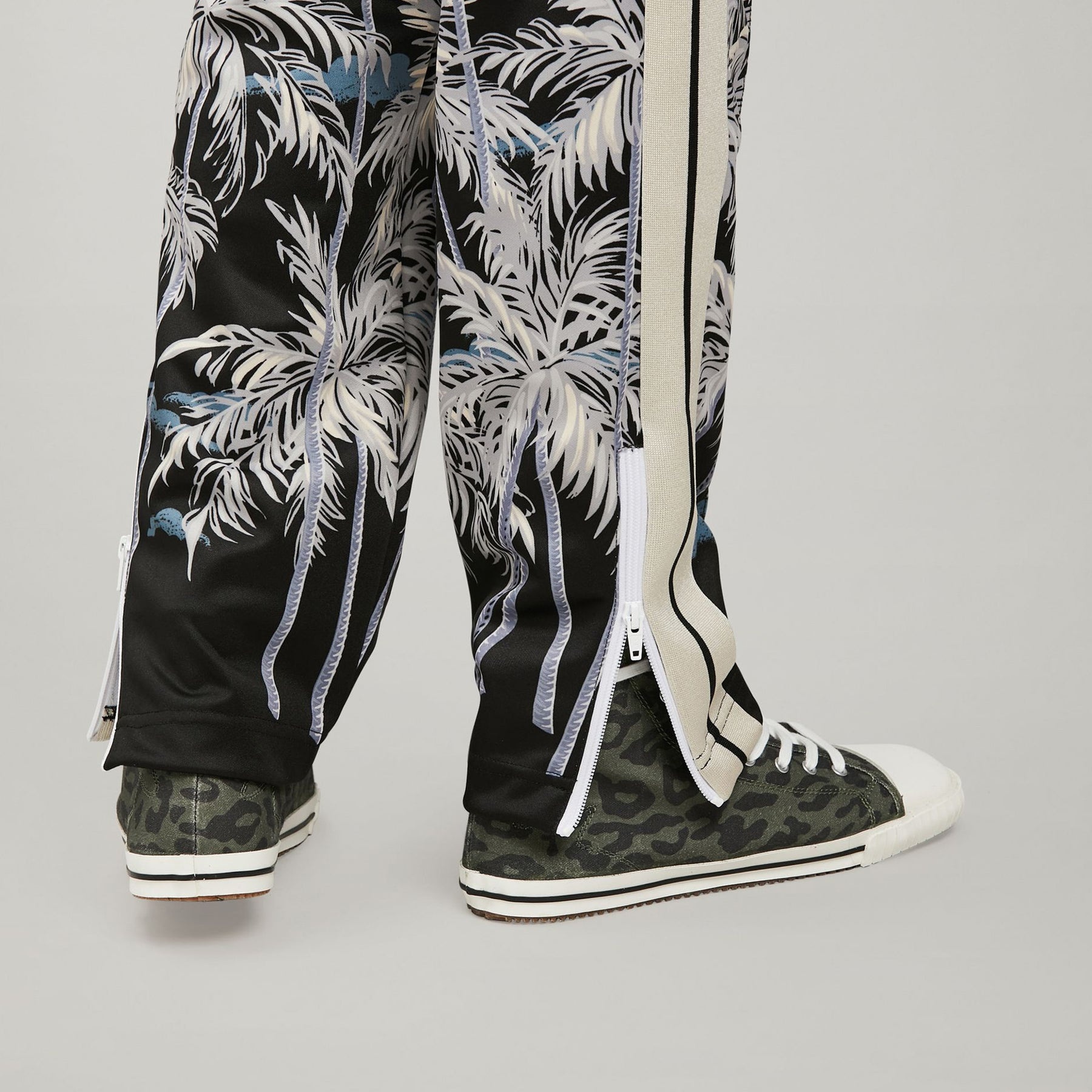 ALLOVER PALMS TRACK PANTS / BLK OFF WHT - 7