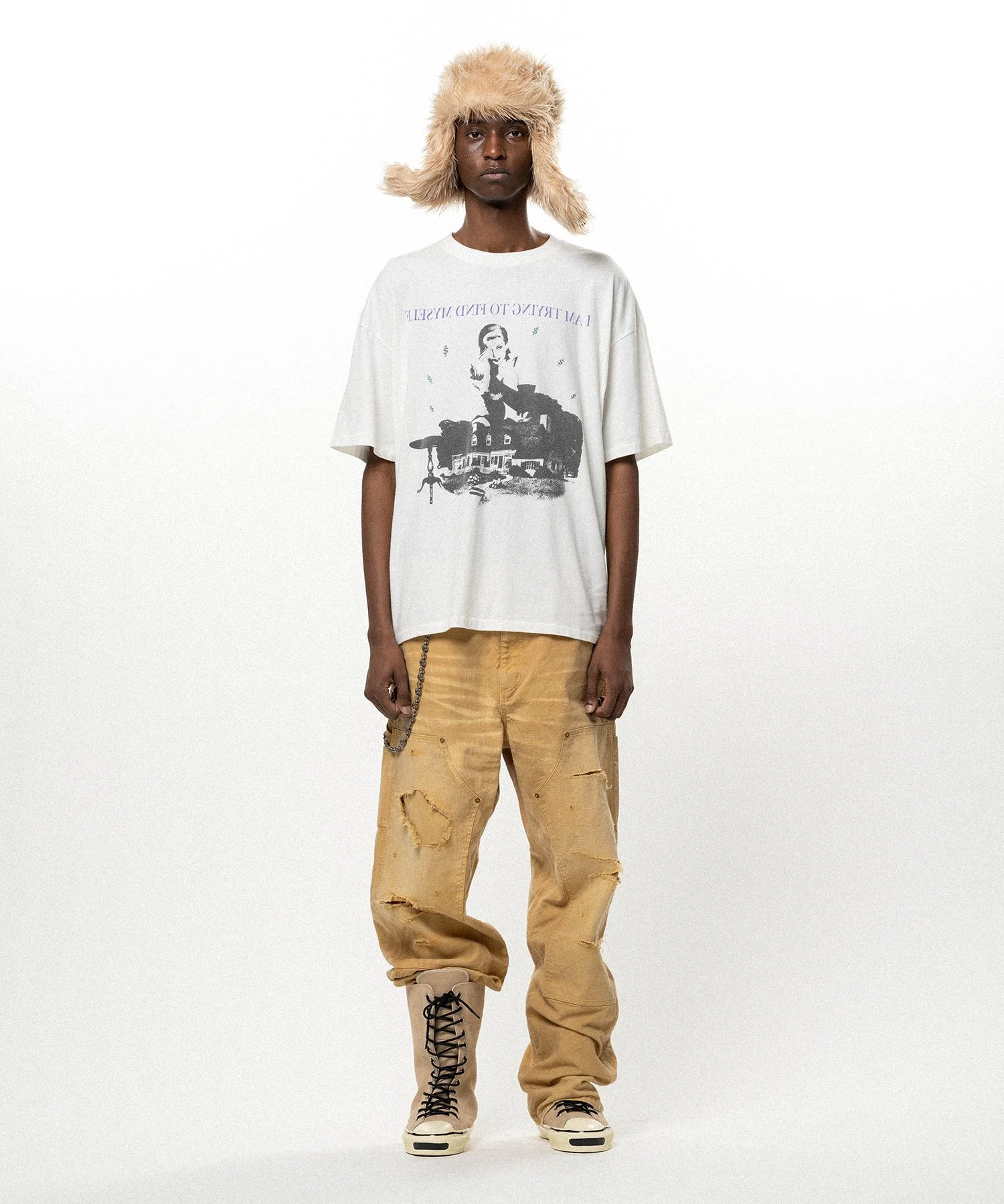 "I am trying to find myself" T-shirt - 1