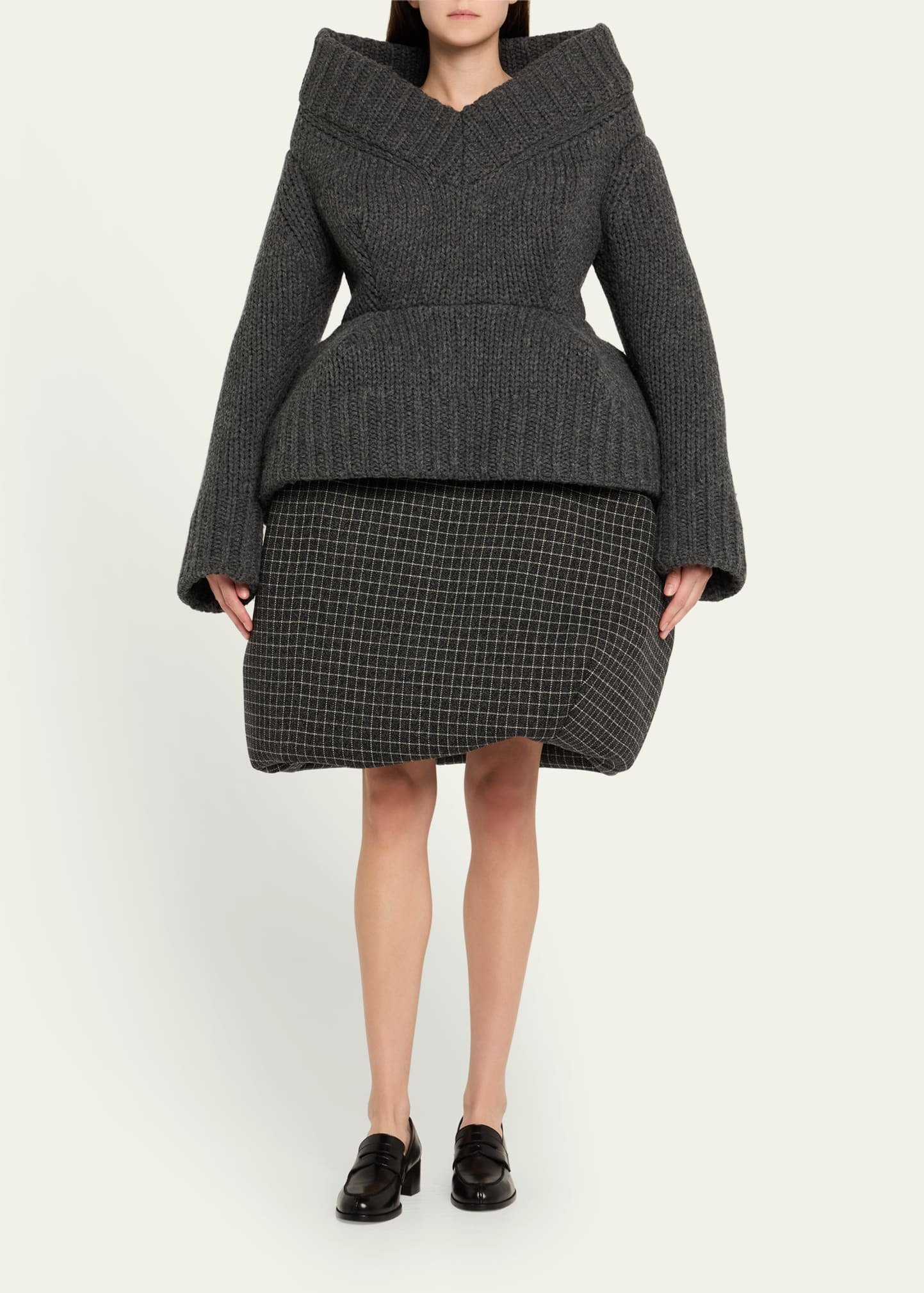 Padded V-Neck Peplum Sweater - 2