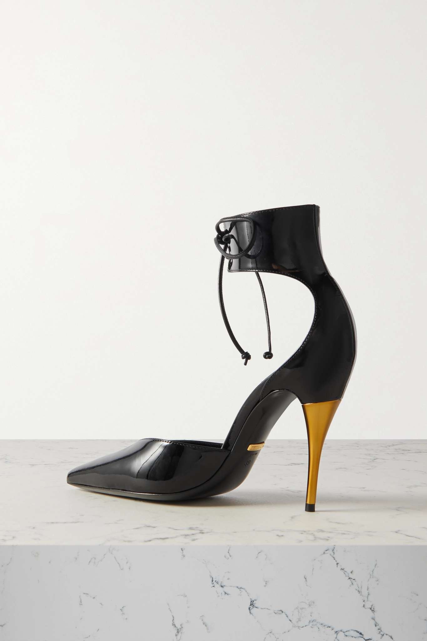 パンプス Priscilla 105 Leather Pumps GUCCI Priscilla 105 patent-leather pumps | netaporter