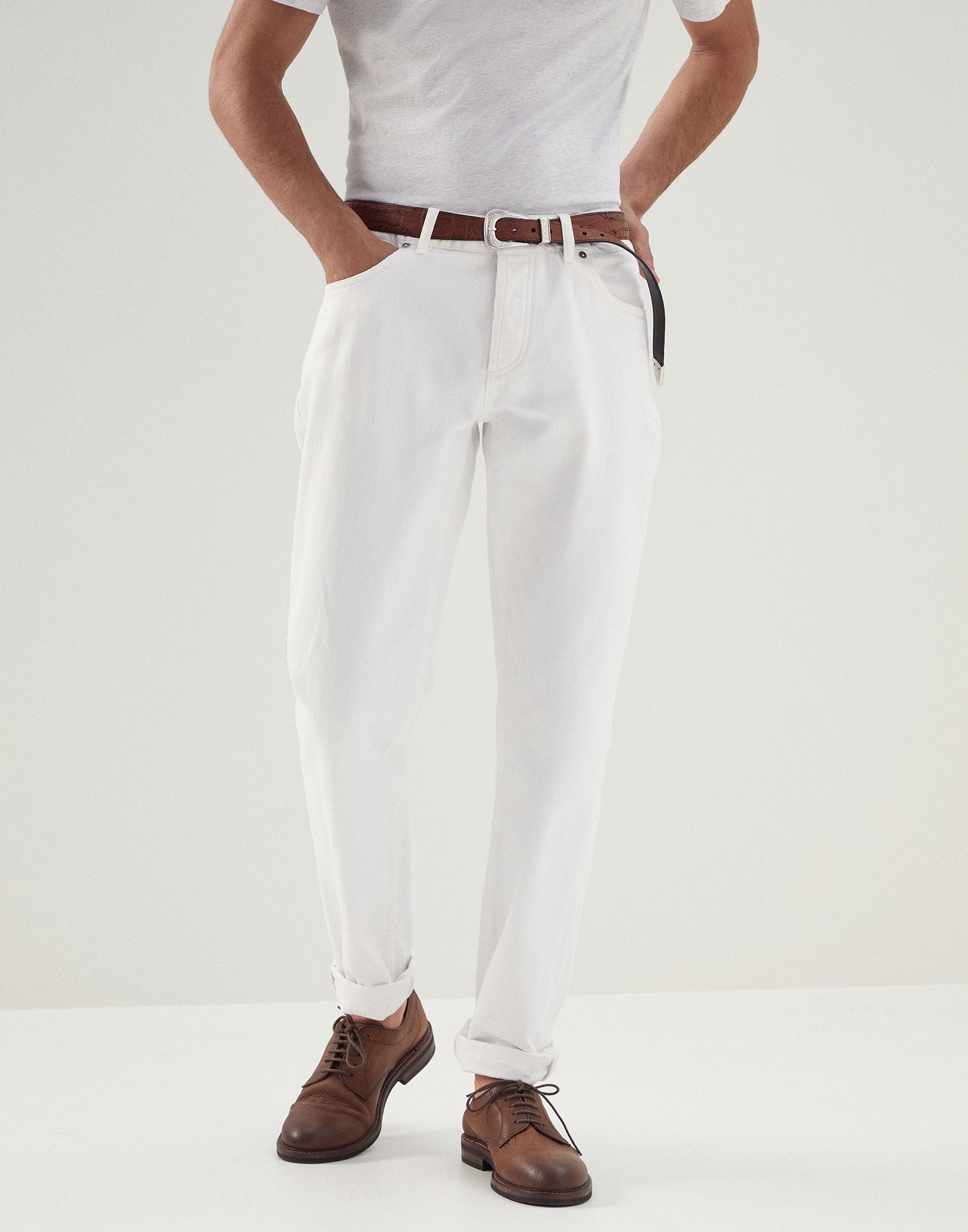 Garment-dyed traditional fit five-pocket trousers in slubbed cotton denim - 1