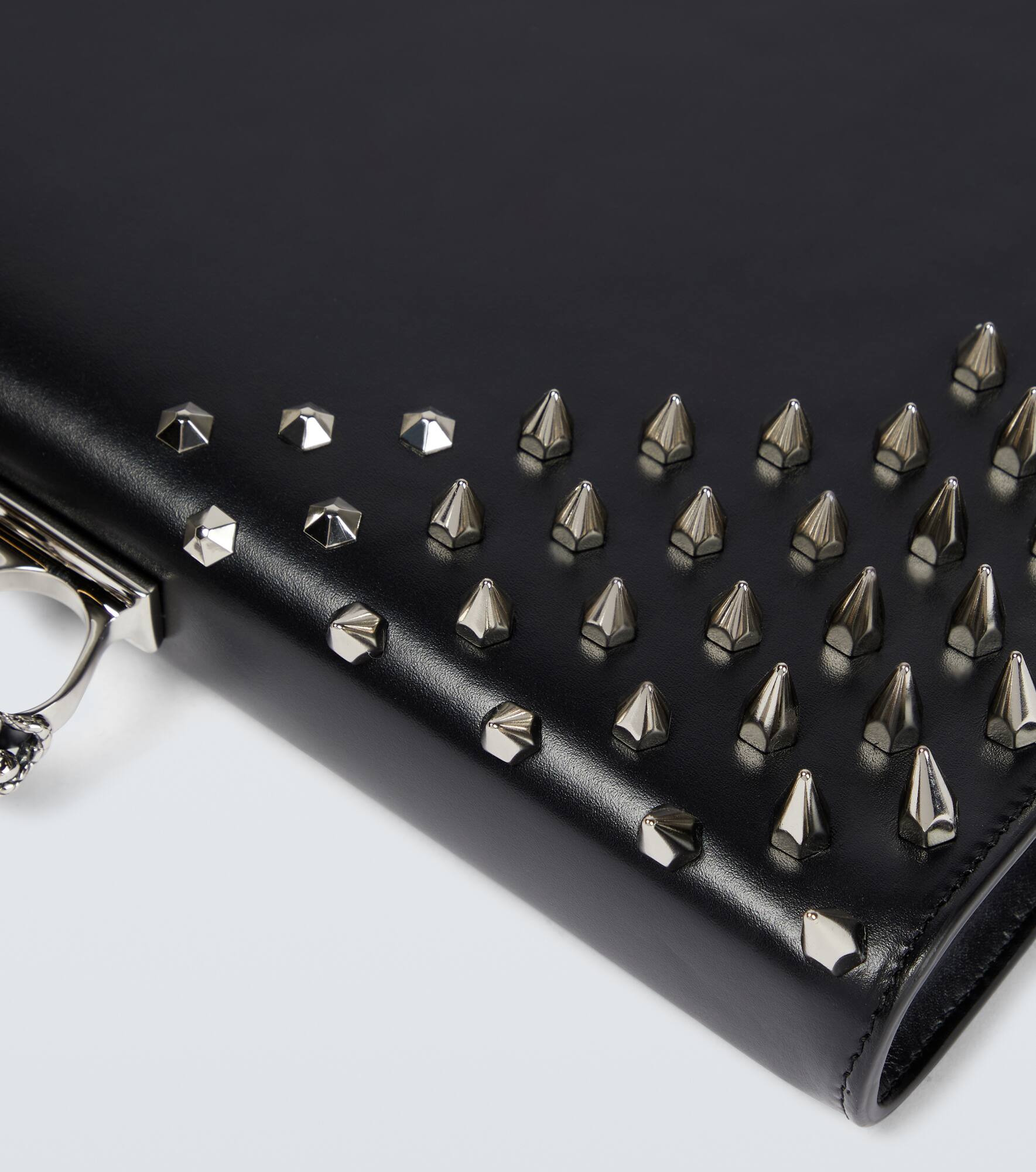 Four-Ring embellished leather clutch - 6