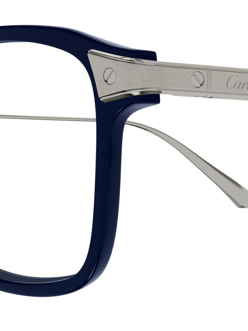 square glasses 3