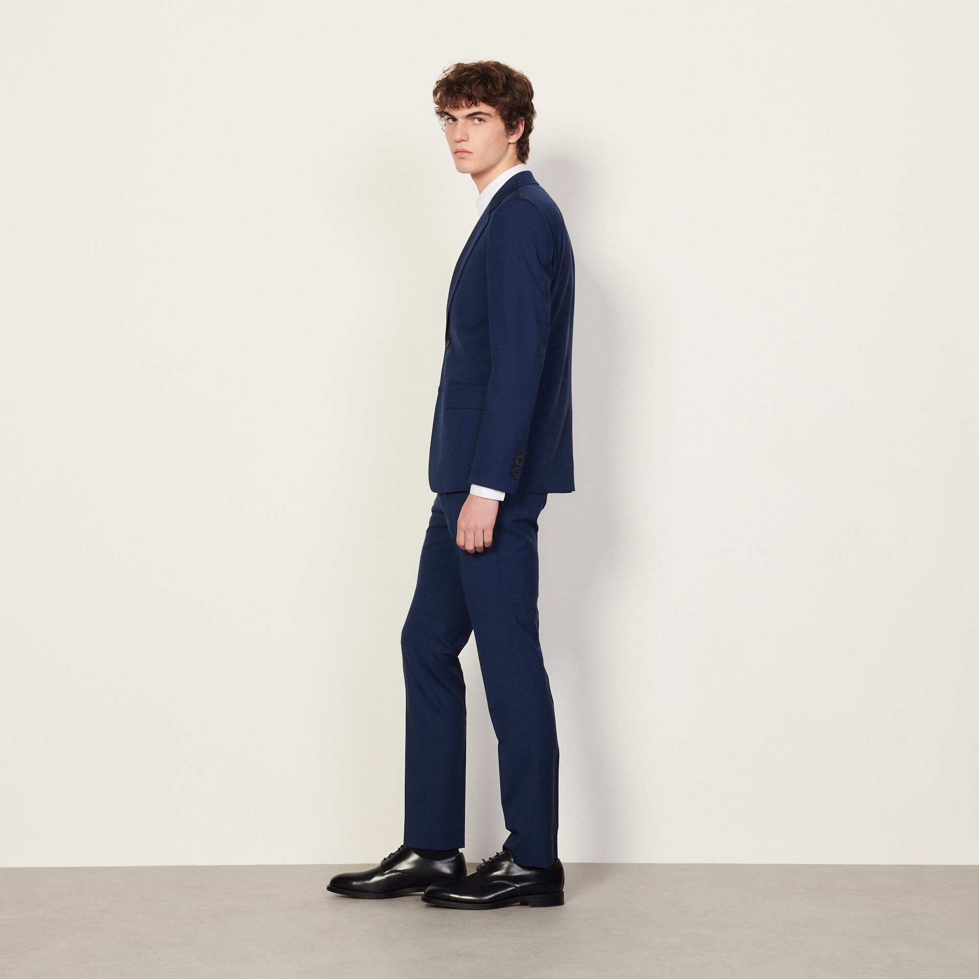 Suit jacket - 4