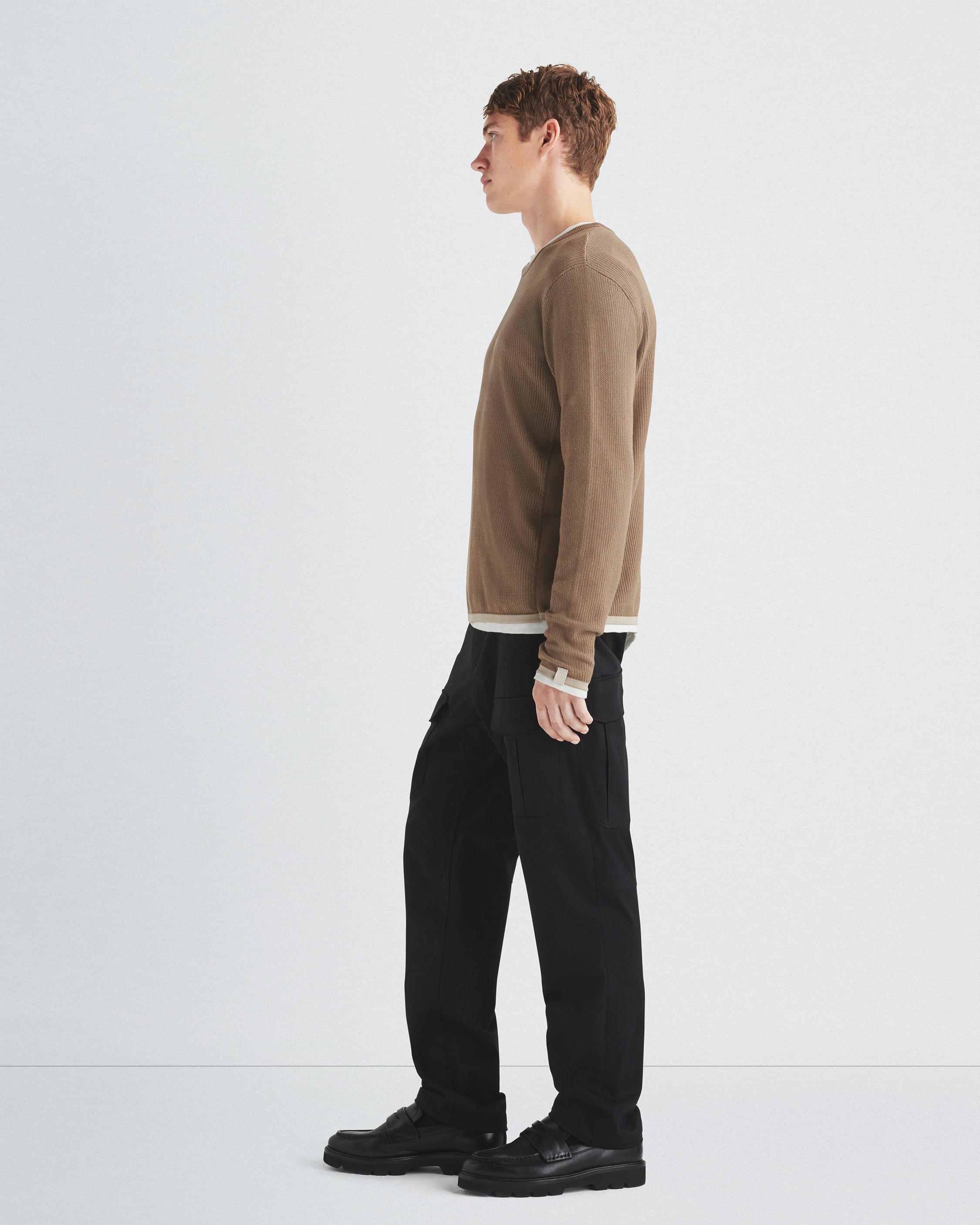 Harvey Cotton Crew
Classic Fit - 4