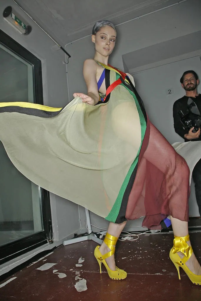 Jean Paul Gaultier Spring 2009 Sex And The City 2 Rainbow Plunging Neckline Cutout Open Back Maxi Dr - 4