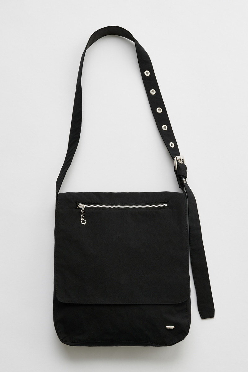 Slim Satchel Static Black Papyrus Poly 1