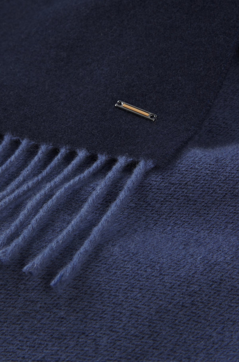 DOUBLE-FACED CASHMERE SCARF 4