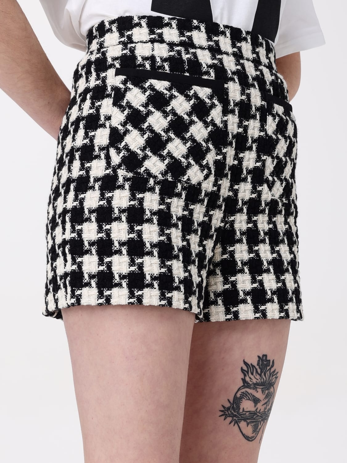 Short woman Valentino - 4