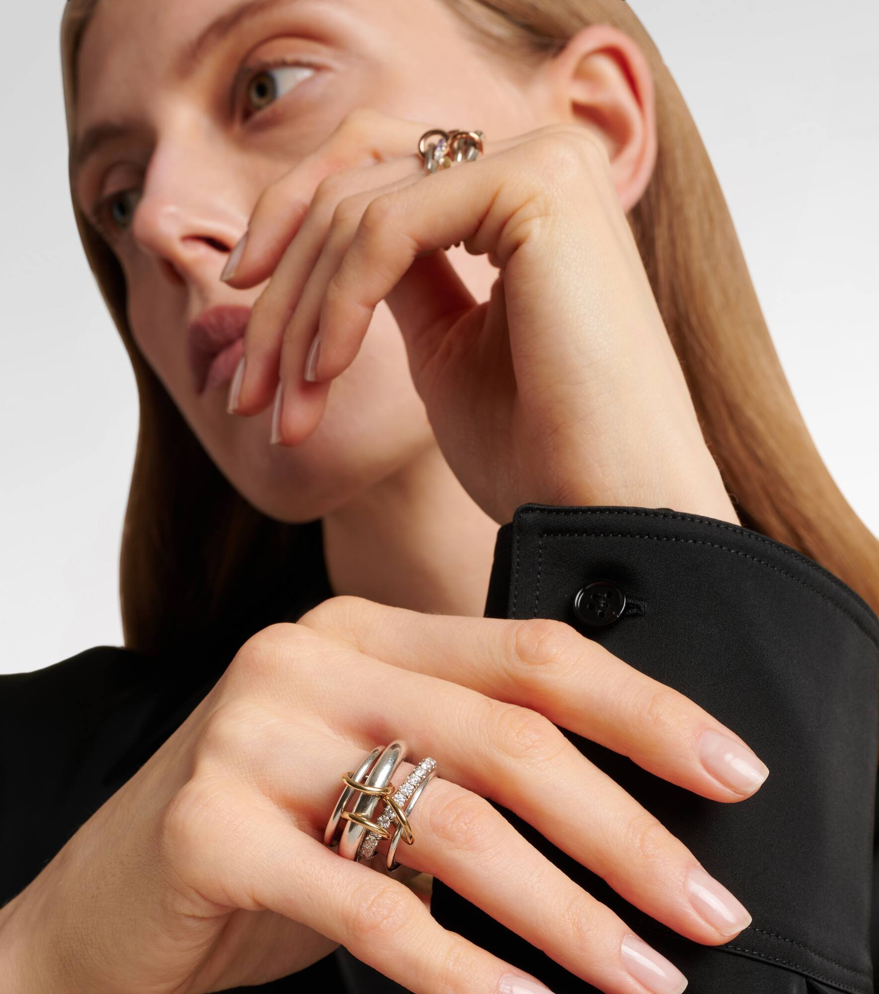 Luna 18kt gold and sterling silver linked rings with white diamonds - 3