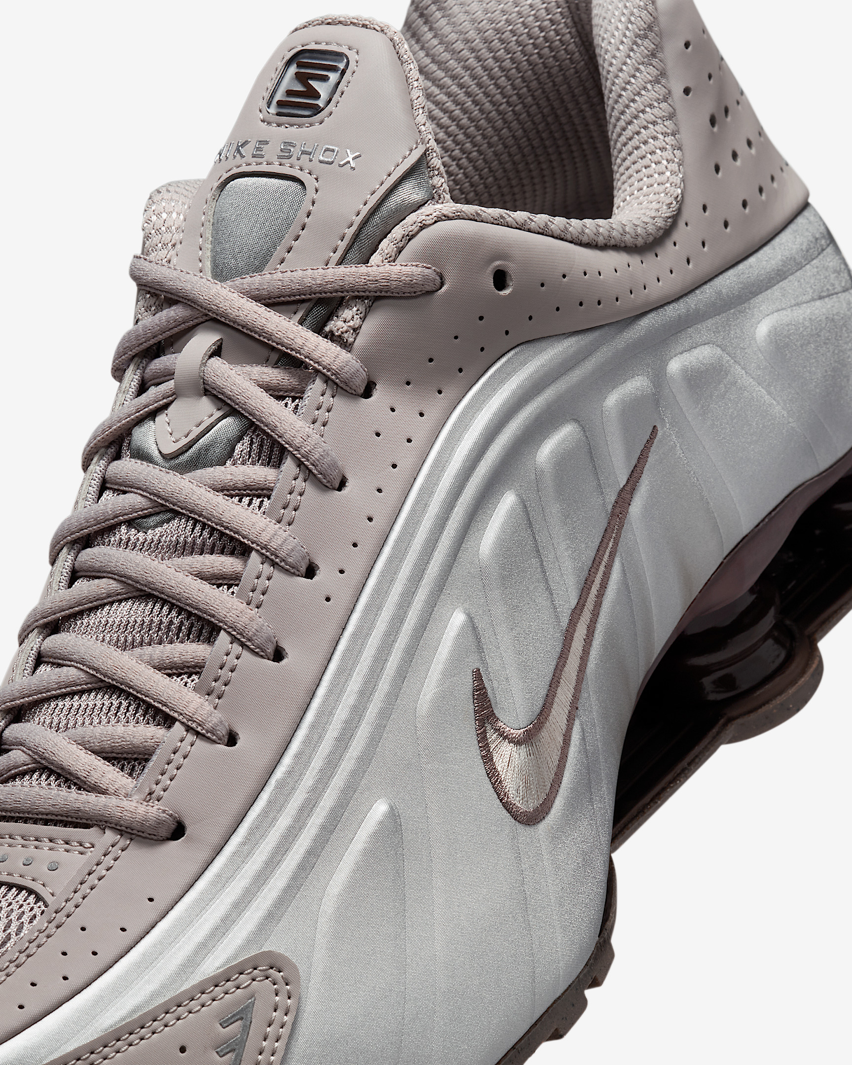 Nike Shox R4 Men's Shoes - 7