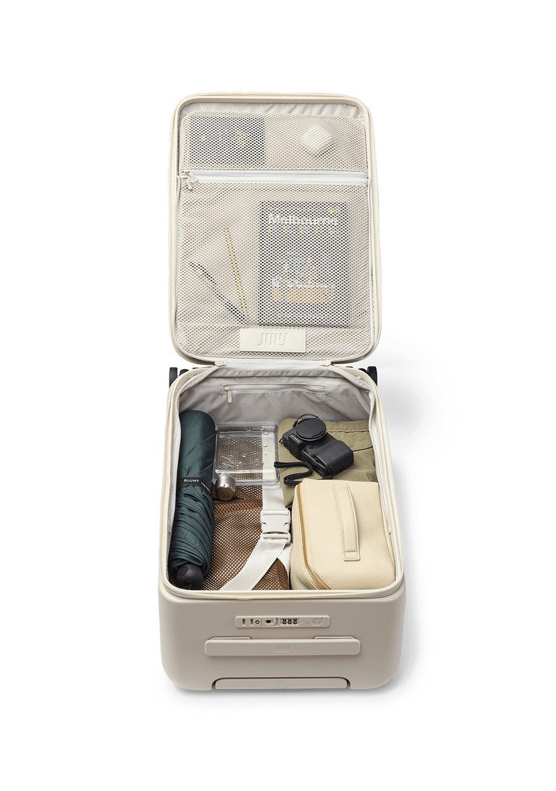 Capsule Carry On Pro 9