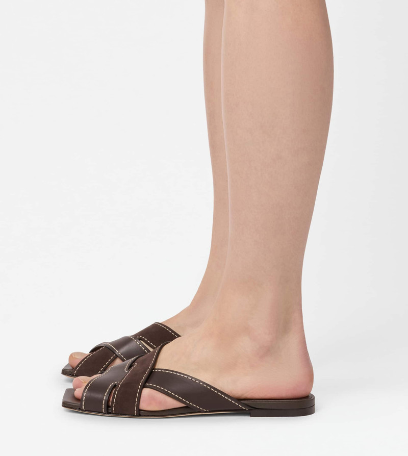 Tod's SANDALS IN SMOOTH LEATHER AND SUEDE - BROWN outlook