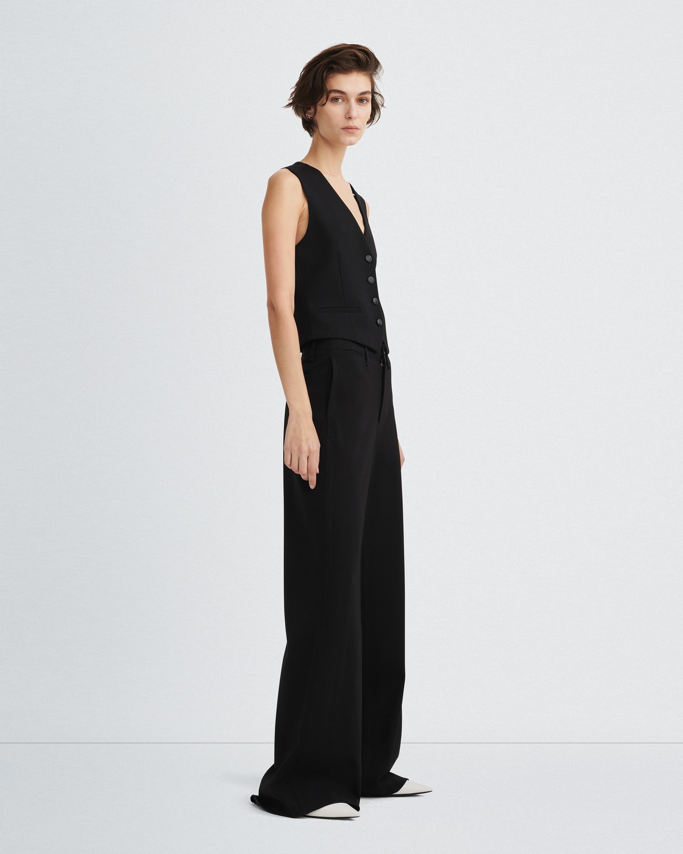 Sofie Ponte Pant
Classic Fit - 4