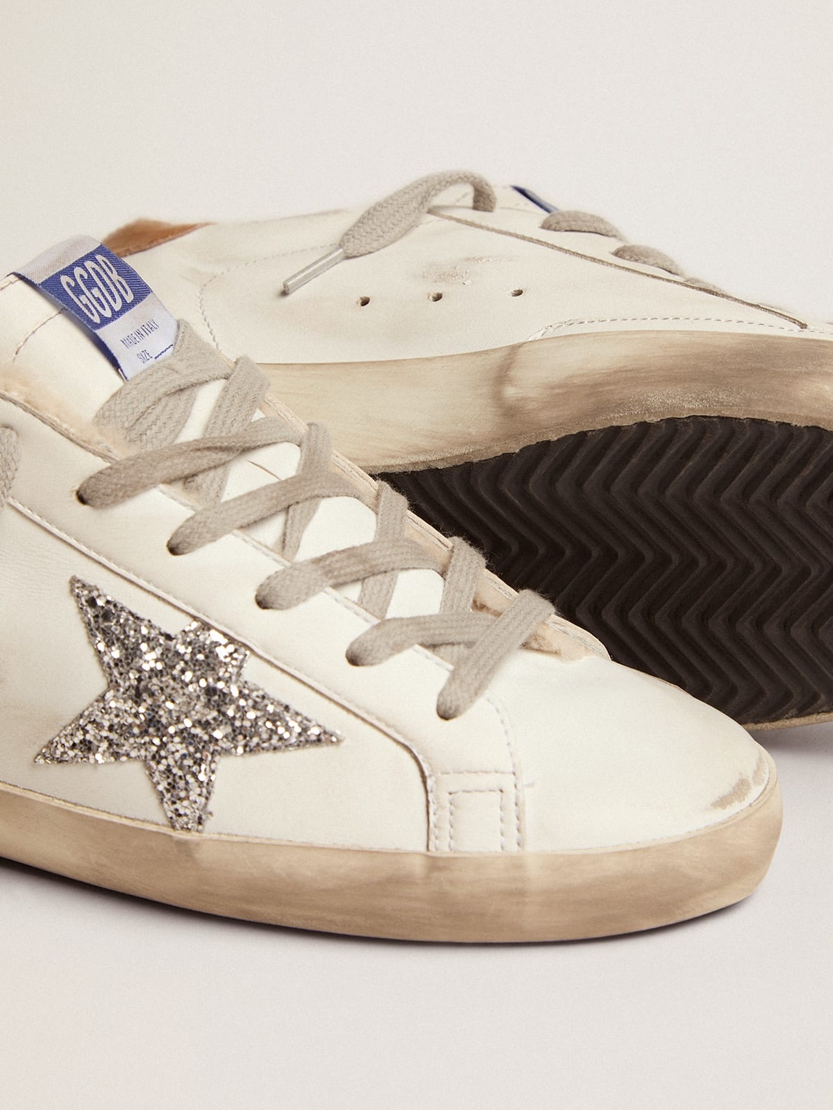 Super-Star sneakers with shearling lining, silver glitter star and lizard-print dove-gray leather he - 4