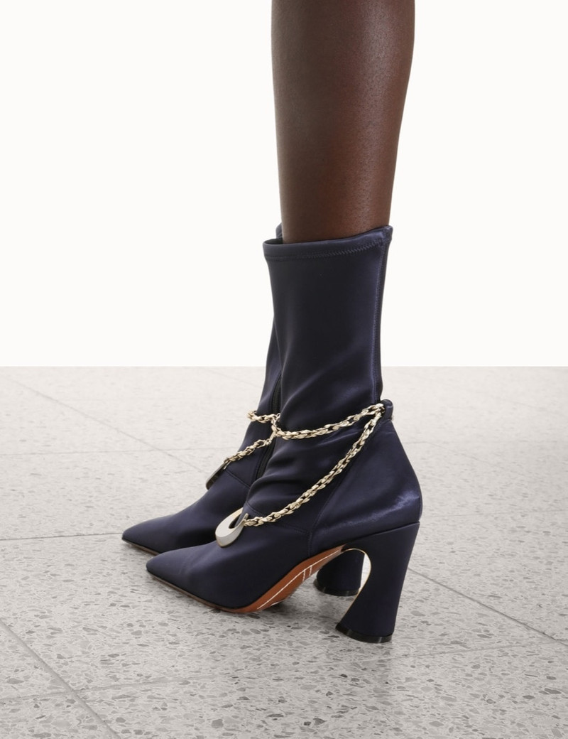 CRESCENT STRETCH BOOT SHORT 4
