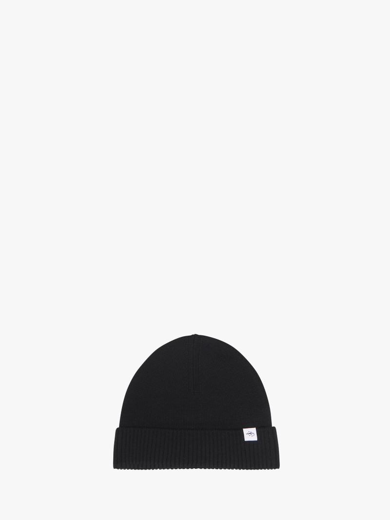 KNITTED BEANIE HAT 1