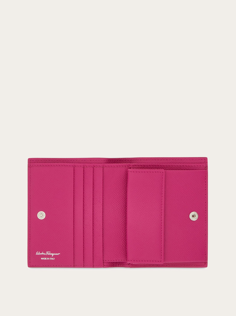 FERRAGAMO Gancini compact wallet outlook