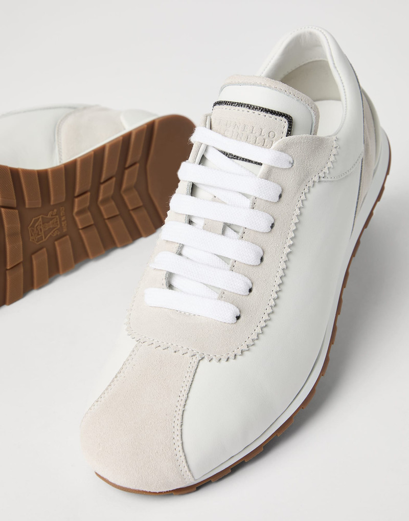 Suede and calfskin runners with monili 3