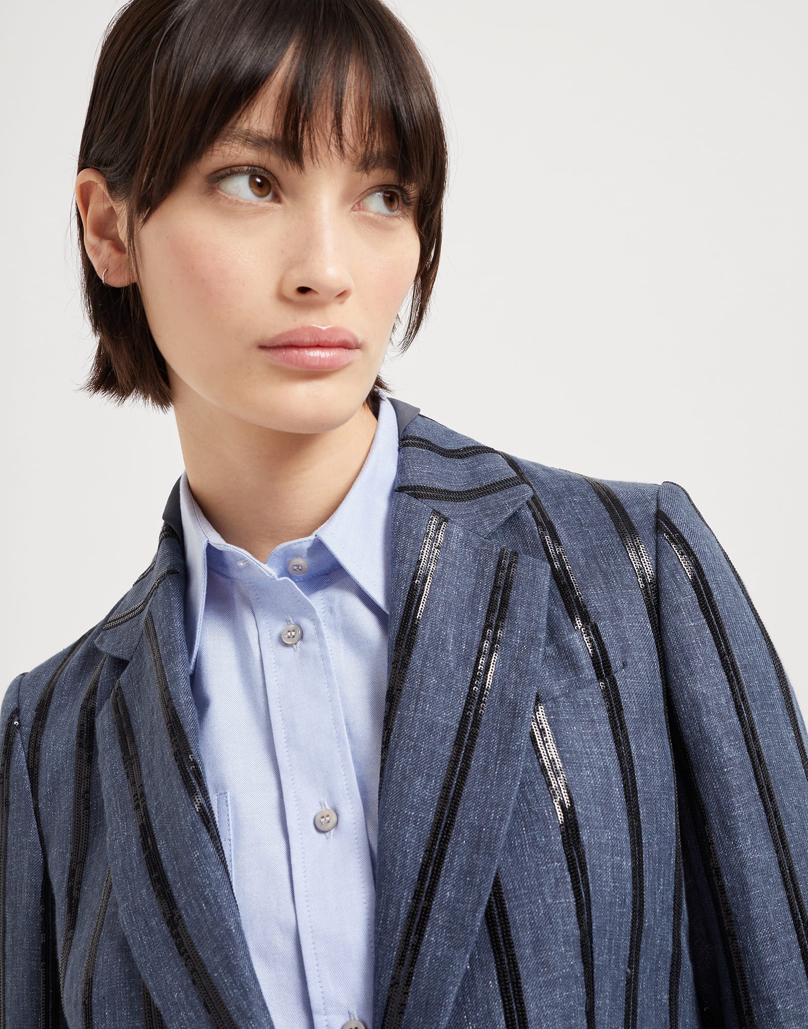 Denim effect linen blazer with dazzling stripe embroidery - 3