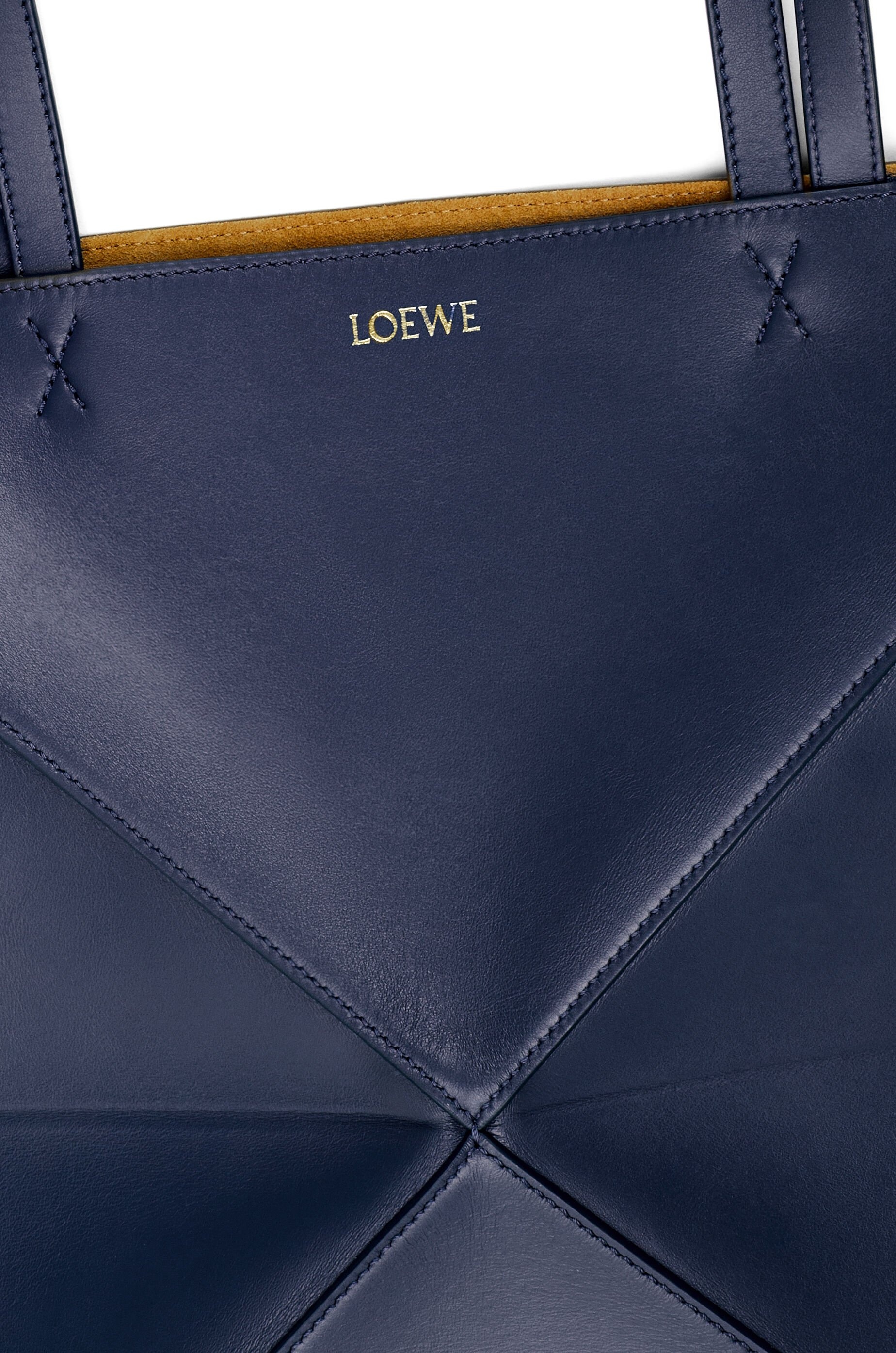 Puzzle Fold Tote in shiny calfskin - 9