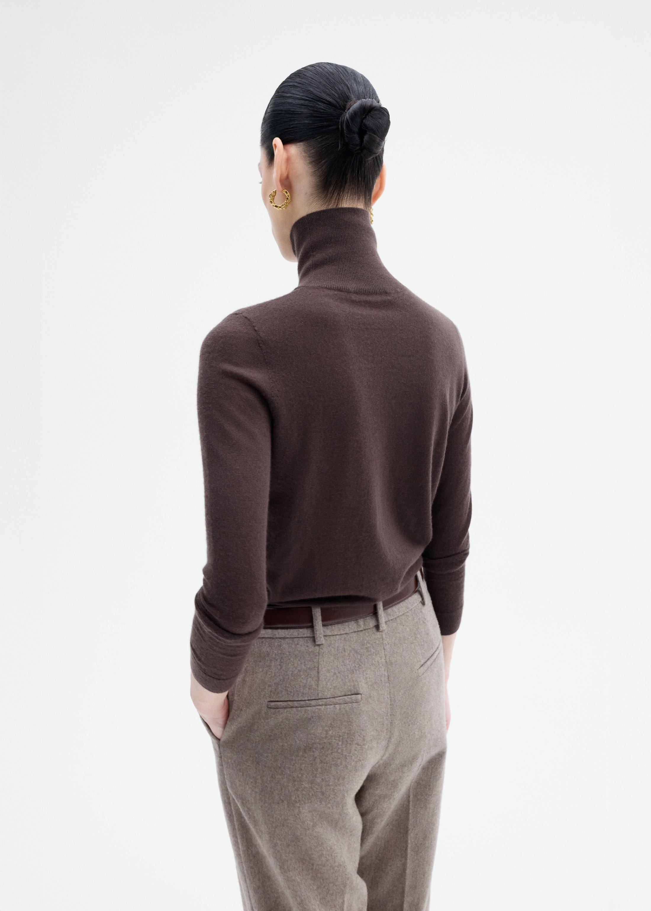 Slim Turtleneck in Fine Cashmere - 4