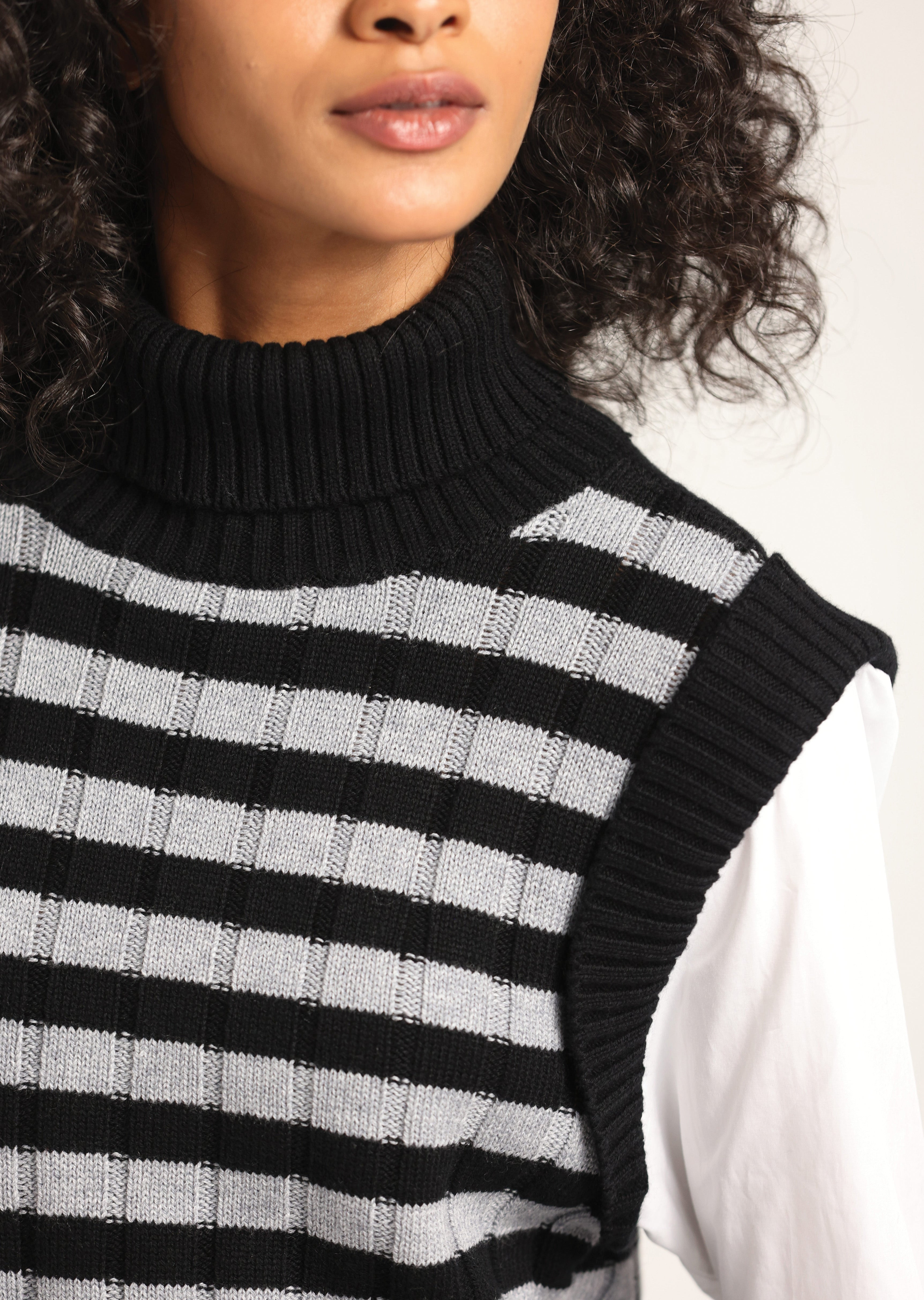 PAOLA MIXED MEDIA TURTLENECK SWEATER - 2