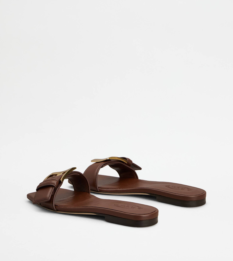 Tod's SANDALS IN NAPPA LEATHER - BROWN outlook