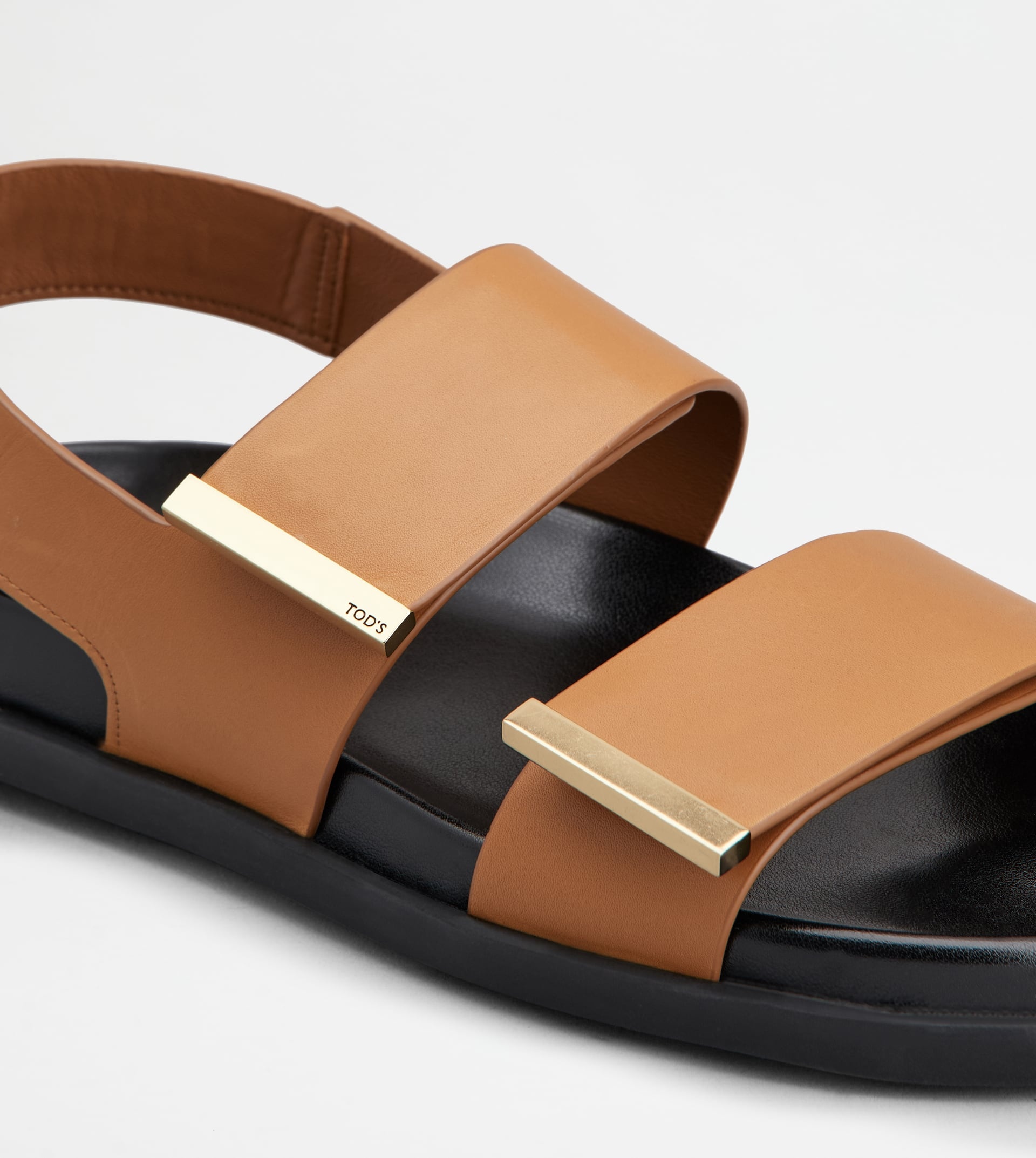 SANDALS IN LEATHER - BROWN - 5