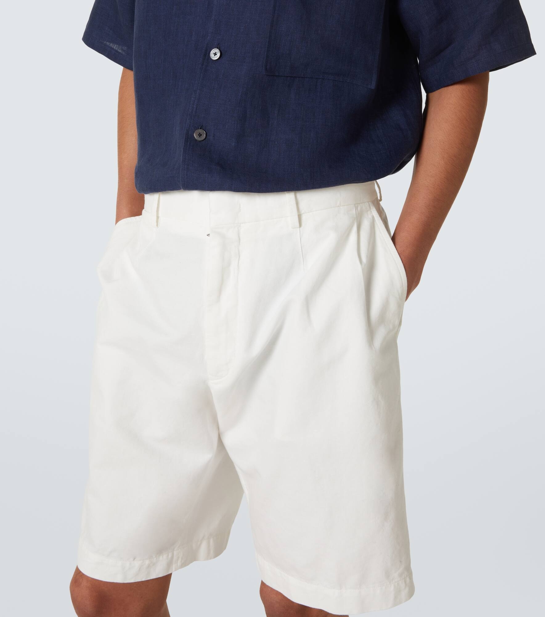 Cotton and linen Bermuda shorts - 5