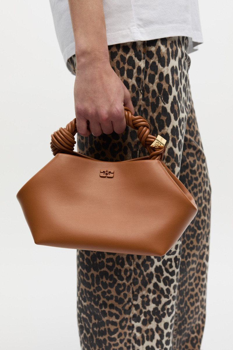 GANNI CARAMEL SMALL GANNI BOU BAG outlook