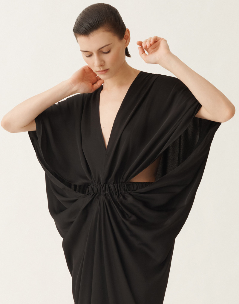 Dress in enver satin 6