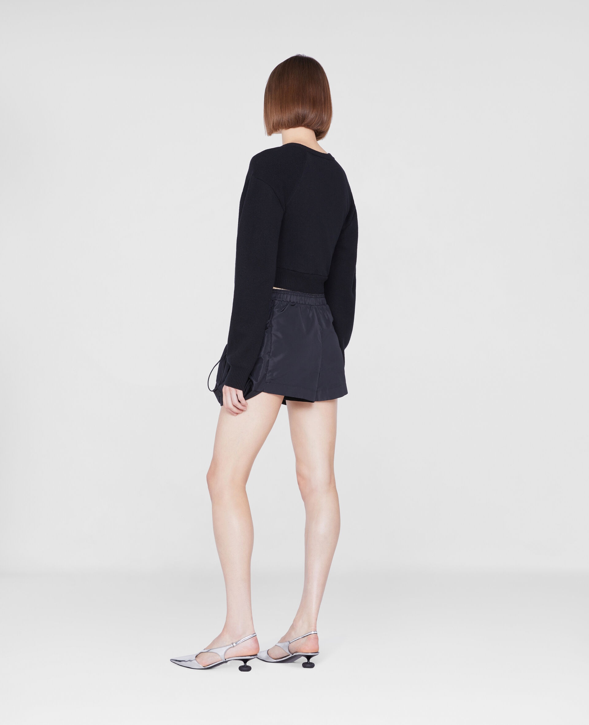 Cropped Diamond Embellished Cardigan - 3