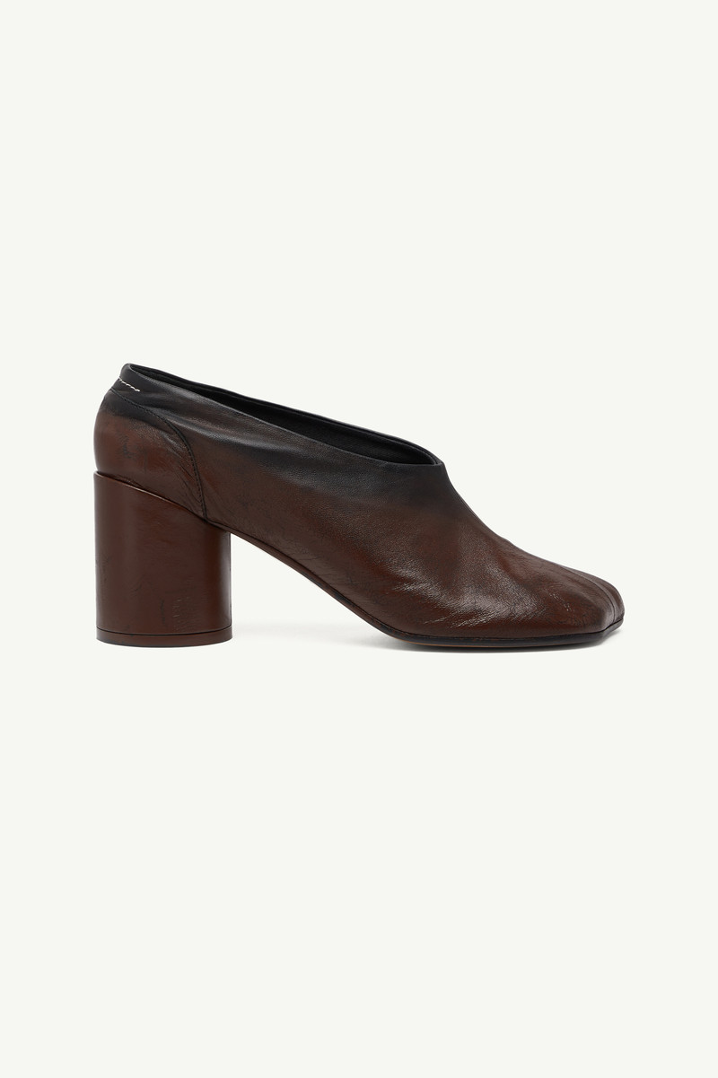 Anatomic block-heel pumps 1