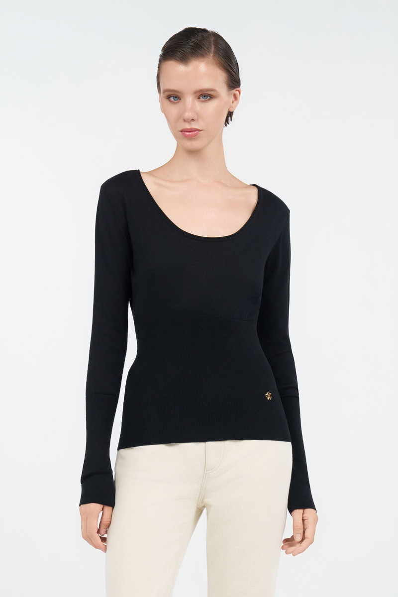 Long-sleeve sweater 3