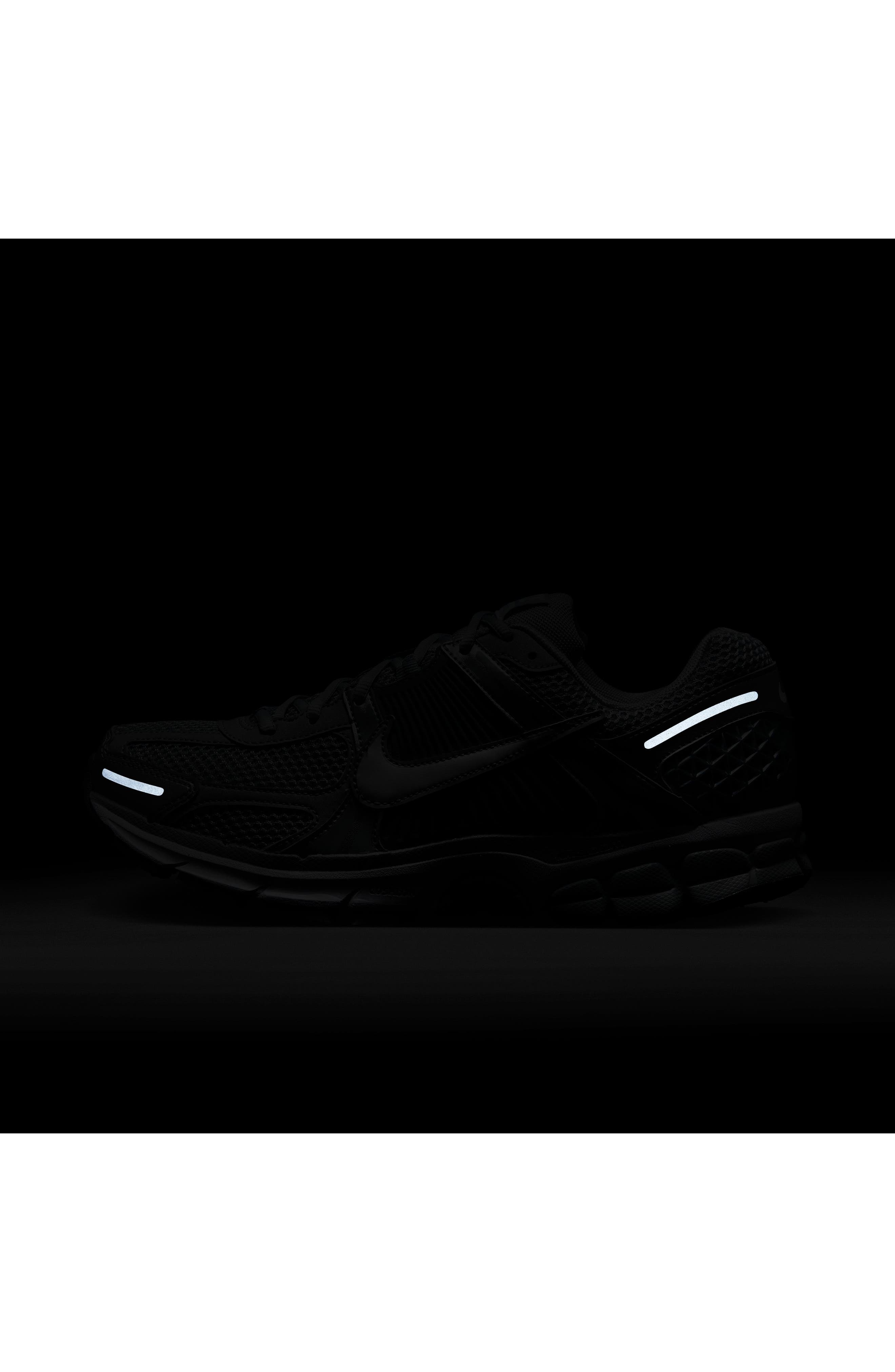 Nike Zoom Vomero 5 Sneaker in Wolf Grey/White/Silver at Nordstrom - 9