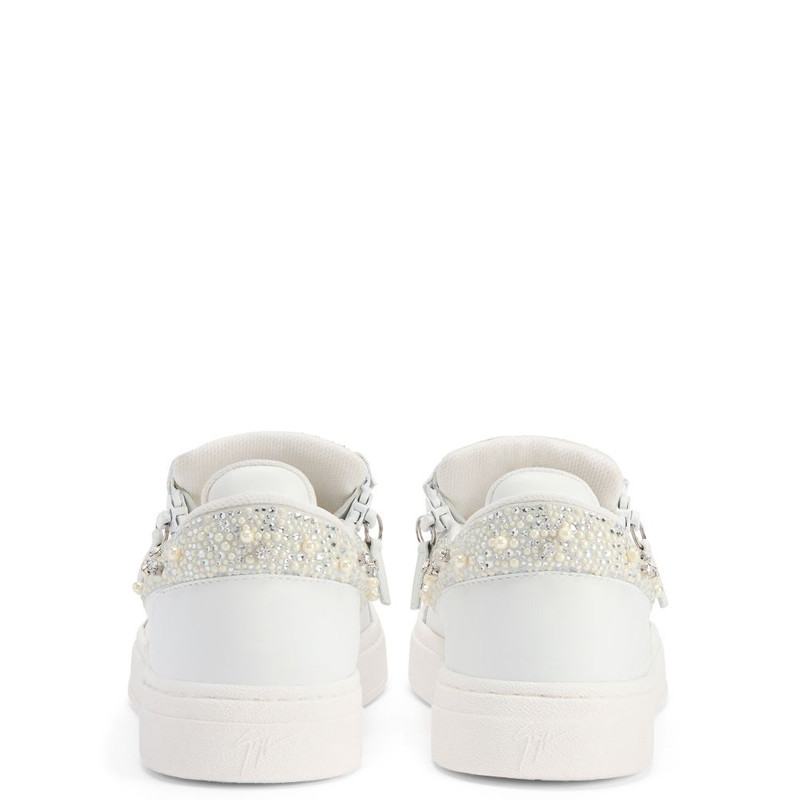 Giuseppe Zanotti Gz94 outlook