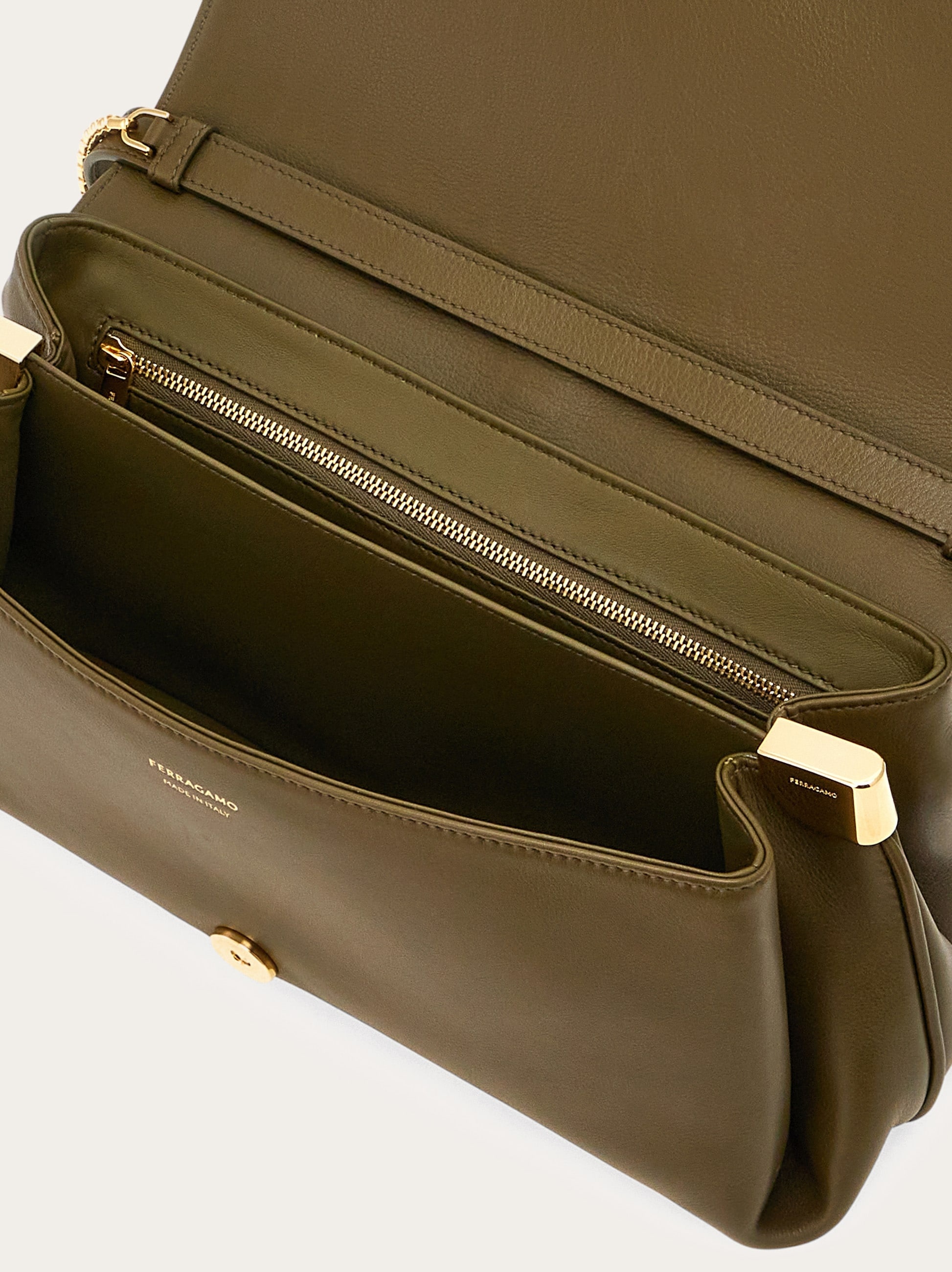 Front flap crossbody bag (M) - 6