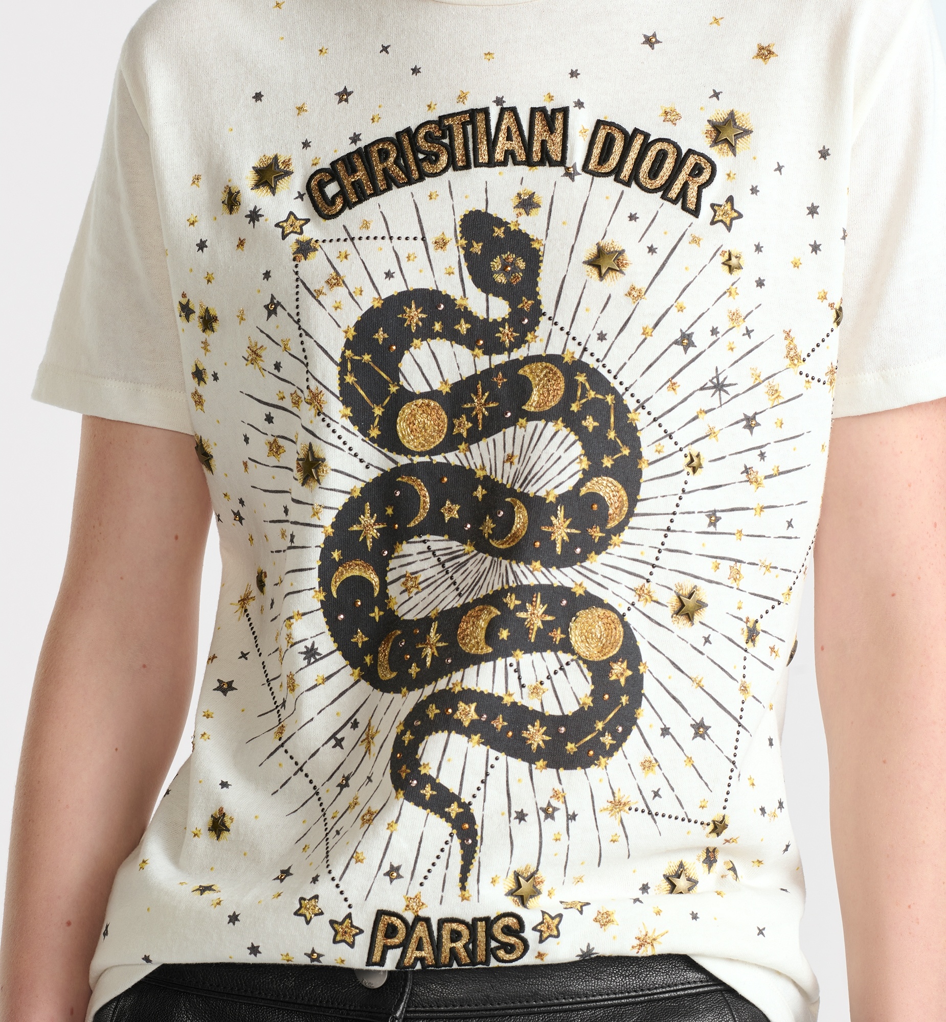 Embroidered T-Shirt - 4