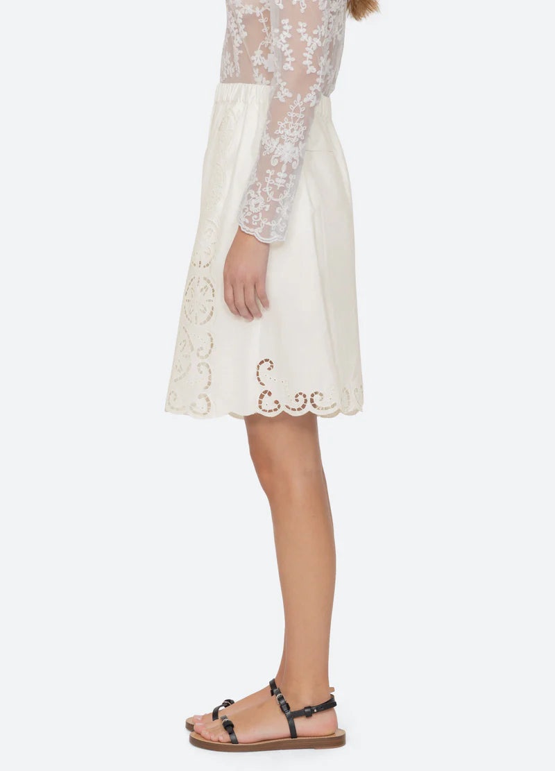 Dahlia Eyelet Short - 4
