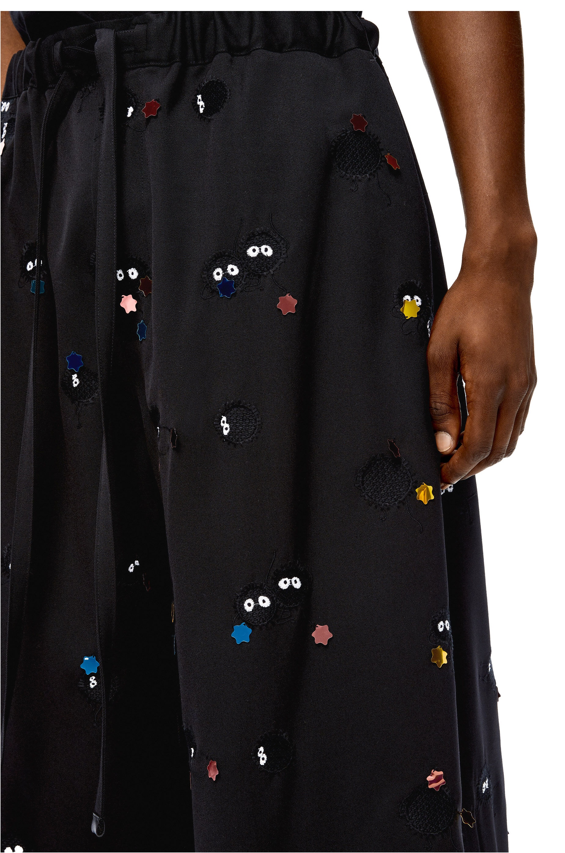Susuwatari drawstring shorts in wool - 5