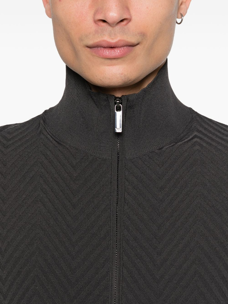zip-fastening sweater 6