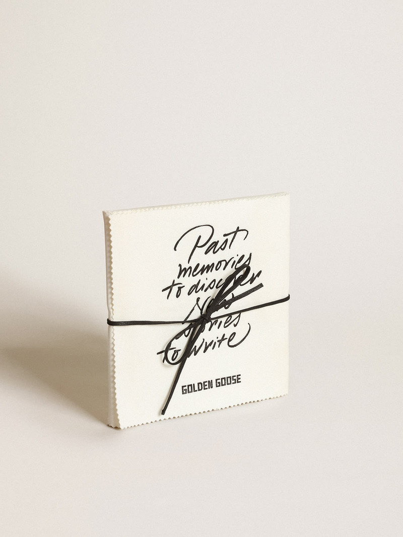 Women's necklace in old gold color with crystals and printed scarf 4