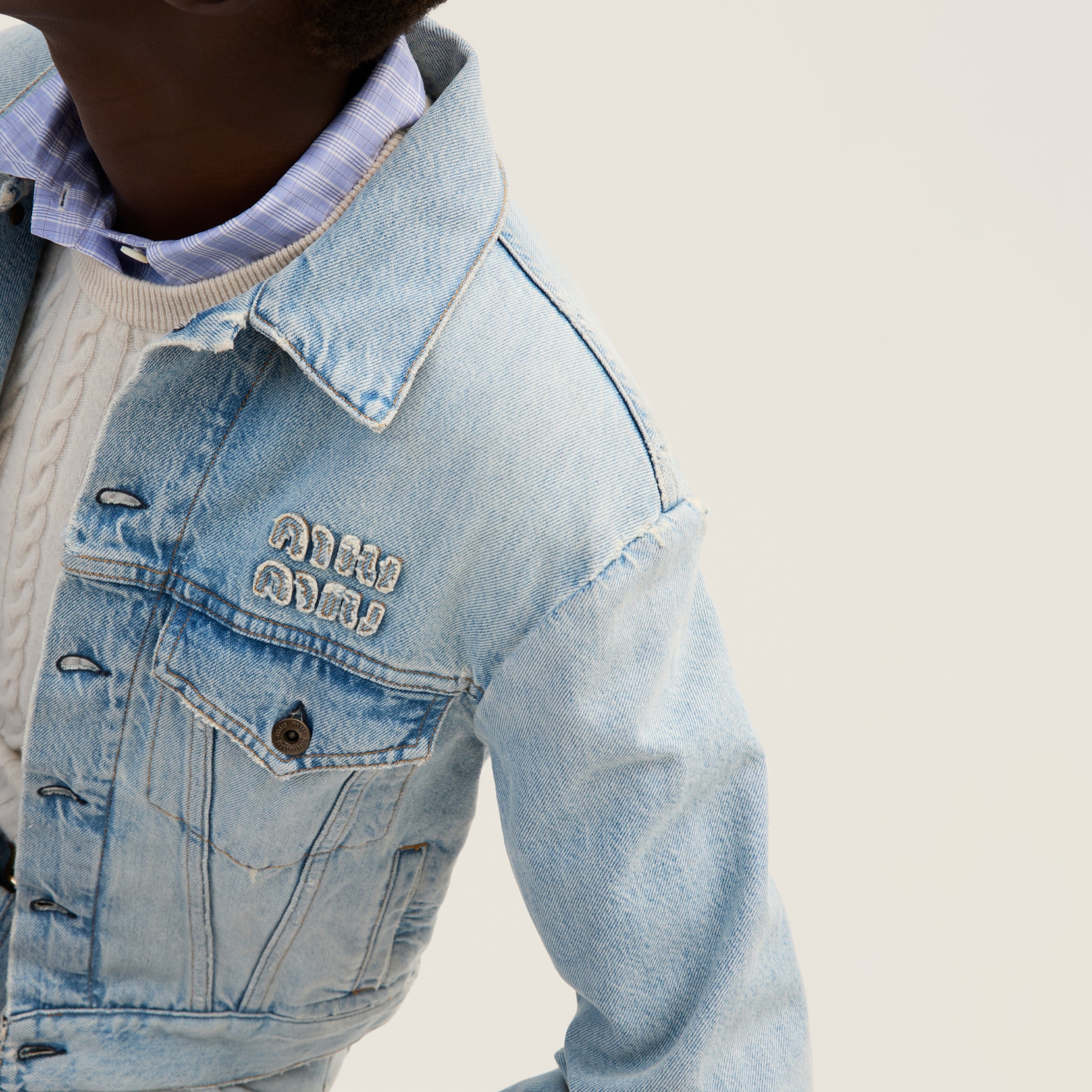 Denim jacket with embroidered logo - 4