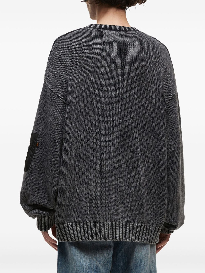 patch-detail pocket-detail sweater 4