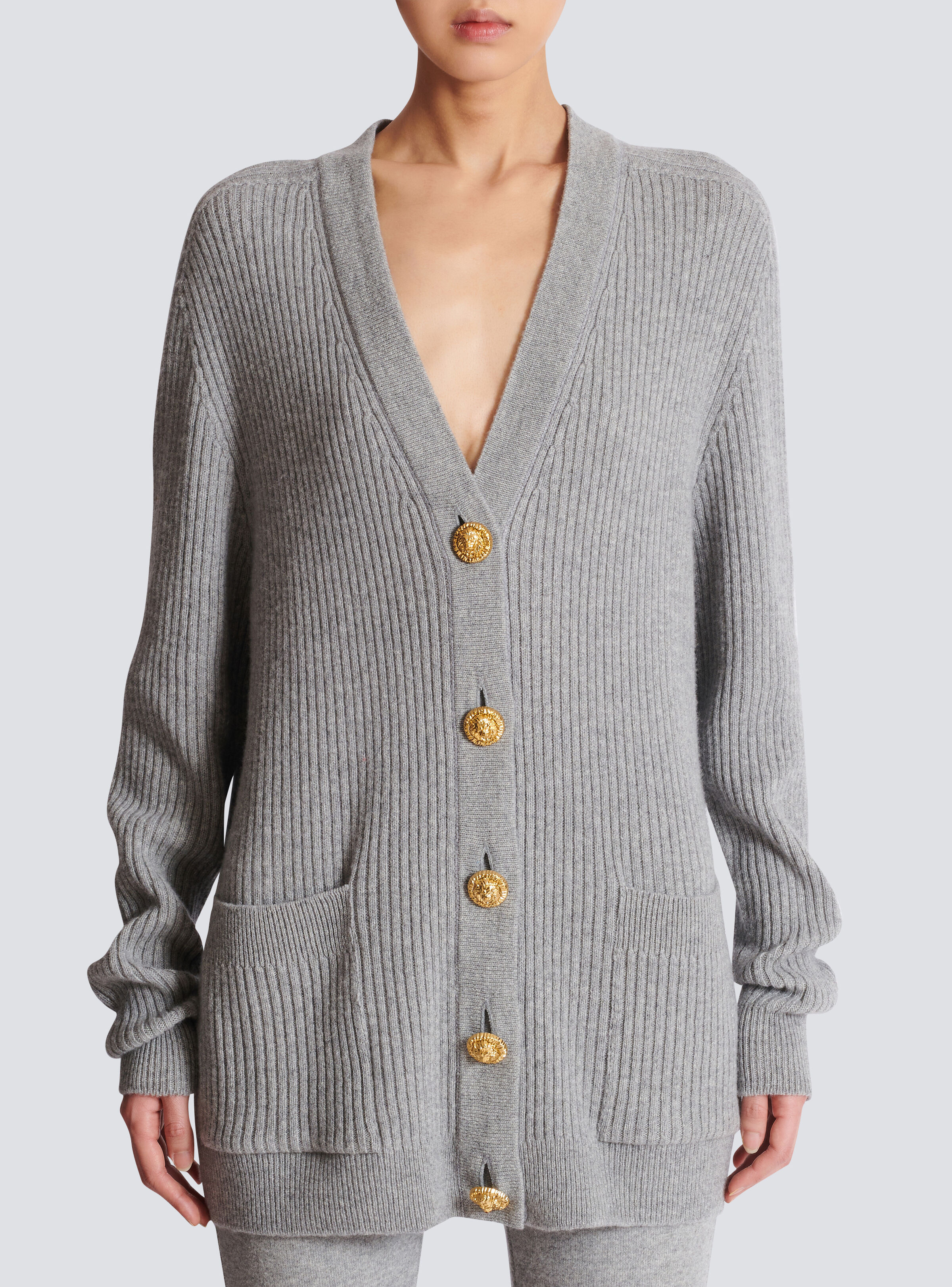 Buttoned cashmere cardigan - 5