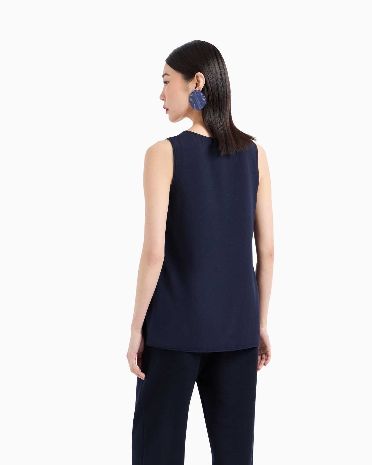 Stretch sablé fabric top with side slits - 3