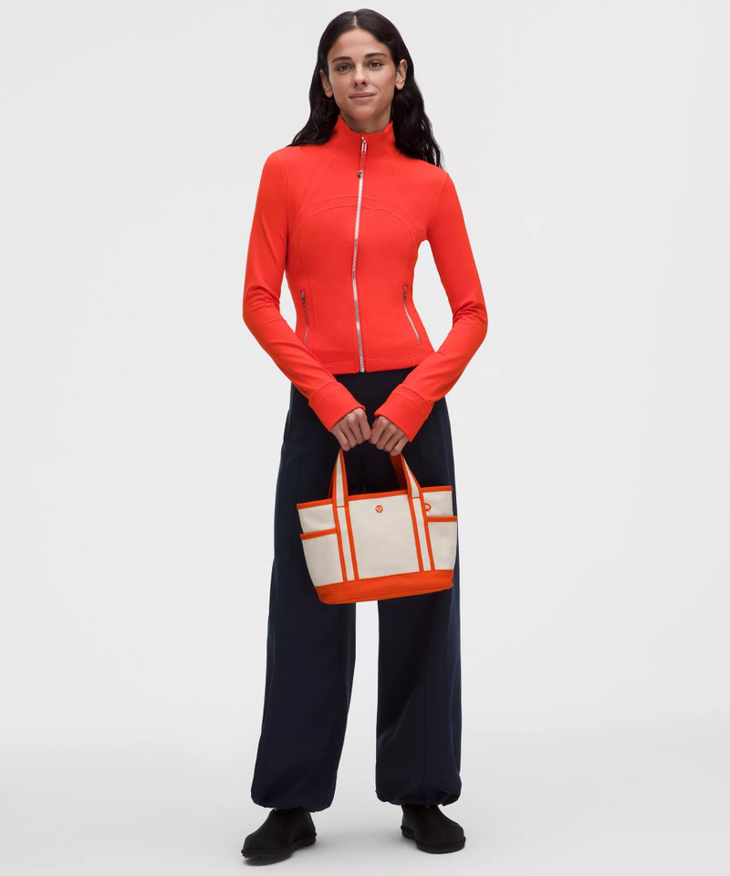 lululemon Daily Multi-Pocket Small Zip-Top Tote Bag 5L outlook