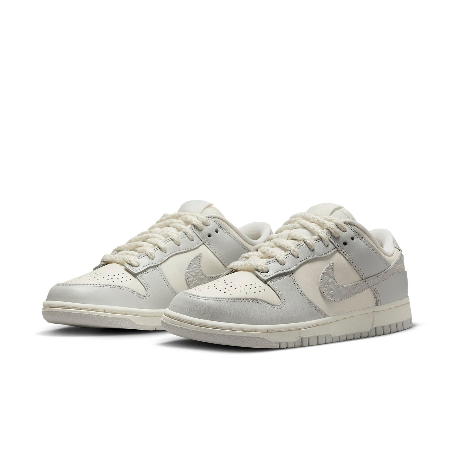 (WMNS) Nike Dunk Low 'Needlework Sail Aura' FJ4553-133 - 3