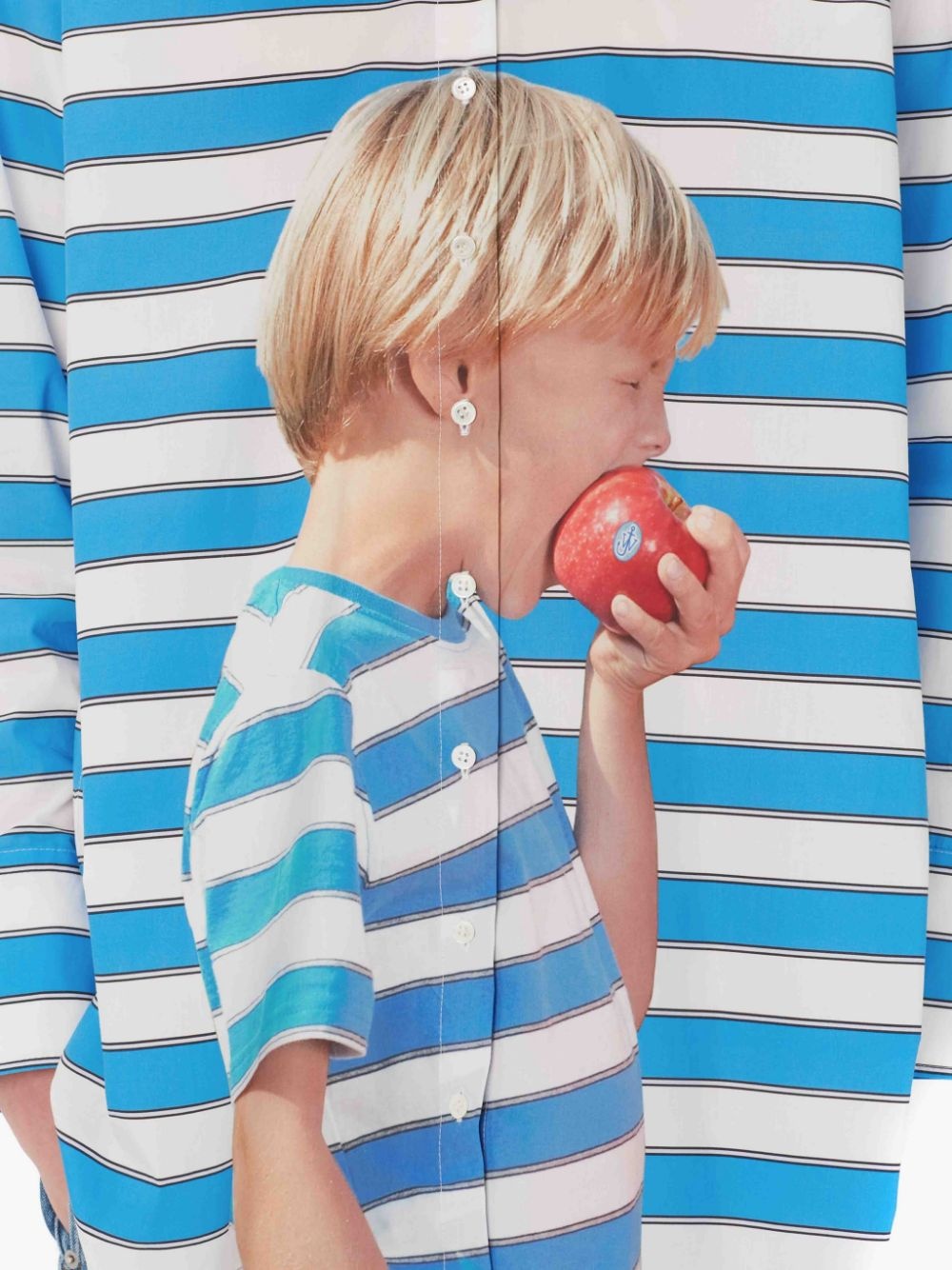 BOY WITH APPLE PRINTED OVERSIZED SHIRT - 5
